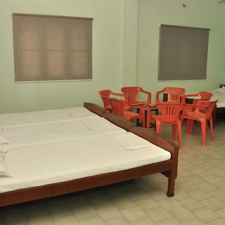 Valli Hotel 坦贾武尔 外观 照片