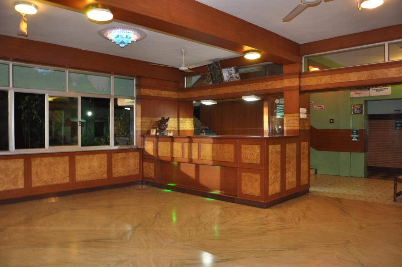 Valli Hotel 坦贾武尔 外观 照片